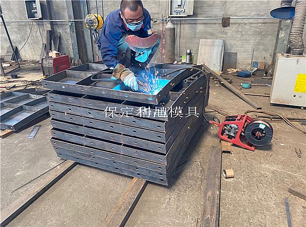 風電基礎(chǔ)鋼模具的技術(shù)支持