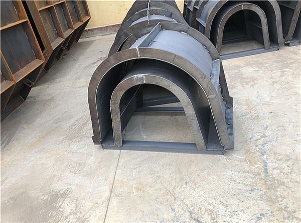 U型渠模具_簡介
