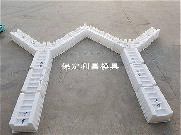 人字骨架模板_技術與支持